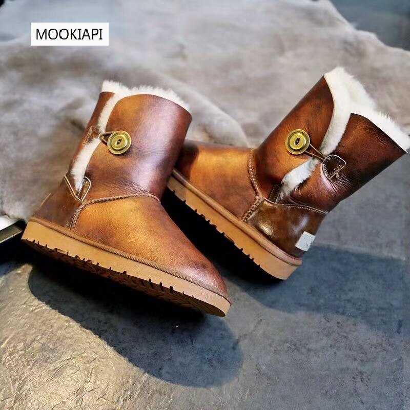 The latest snow boots of Australian brand in 2020, real sheepskin, 100% natural wool, classic and fashionable women's shoes