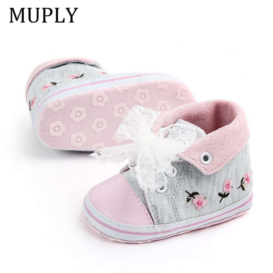 Baby Girls Princess Shoes Spring Autumn Cute Butterfly Crown Anti-slip Toddler Shoes Baby Soft Soled Shoes Indoor Crib Shoes