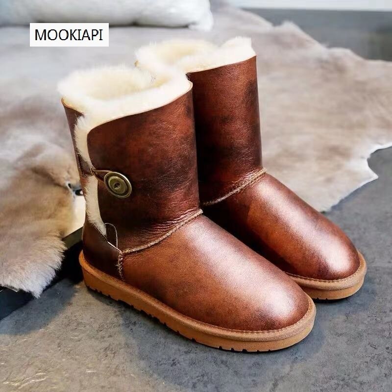 The latest snow boots of Australian brand in 2020, real sheepskin, 100% natural wool, classic and fashionable women's shoes