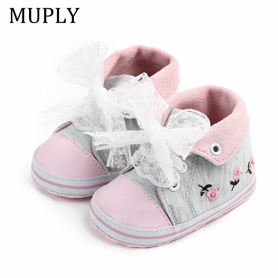 Baby Girls Princess Shoes Spring Autumn Cute Butterfly Crown Anti-slip Toddler Shoes Baby Soft Soled Shoes Indoor Crib Shoes