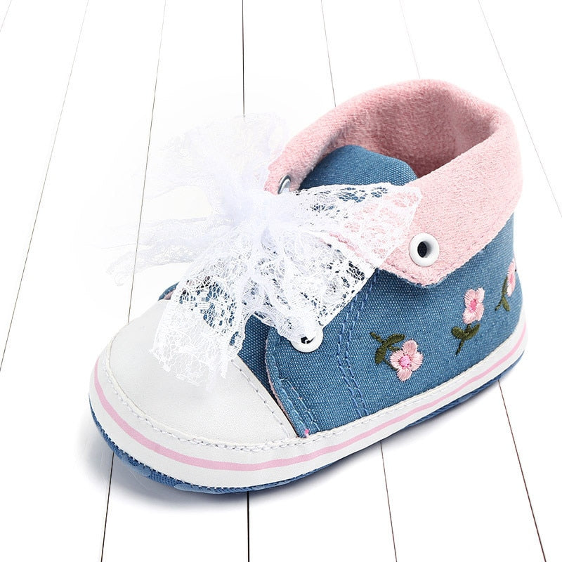 Baby Girls Princess Shoes Spring Autumn Cute Butterfly Crown Anti-slip Toddler Shoes Baby Soft Soled Shoes Indoor Crib Shoes