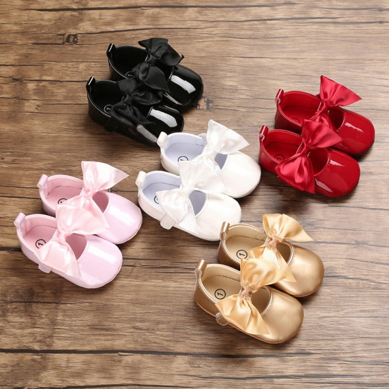 2021 Toddler Girls Crib Shoes Newborn Baby Shoes Girl 6-12 Months Girls Boys Bowknot Soft Sole Fashion Shoes